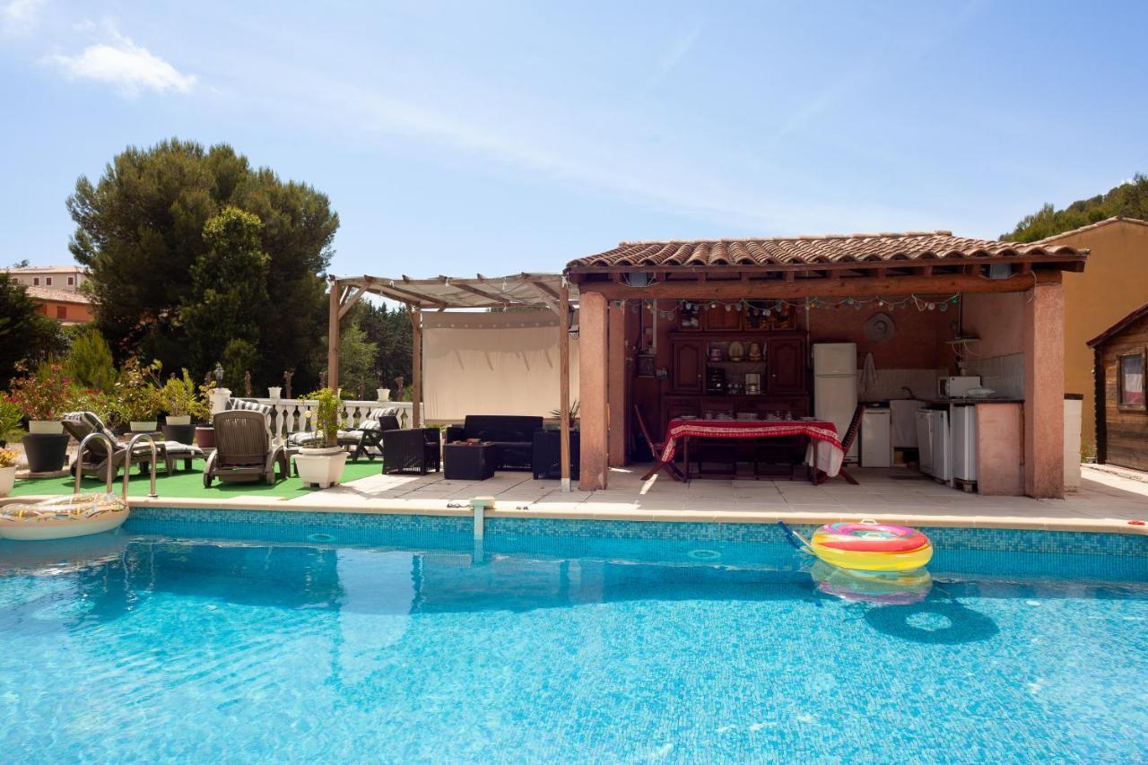 Appartement Avec Piscine Et Cuisine Roquefort-la-Bédoule Eksteriør bilde